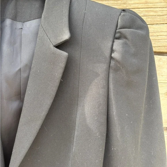 Vintage Cropped Wool Blazer – Puff Sleeve Black Jacket | 100% Wool - Picture 3 of 9